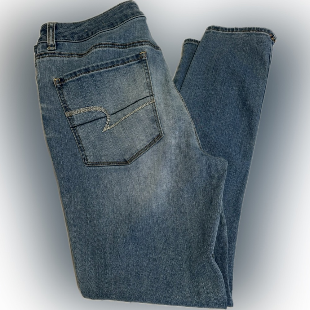 Like new American Eagle Hi-Rise Jegging size 12